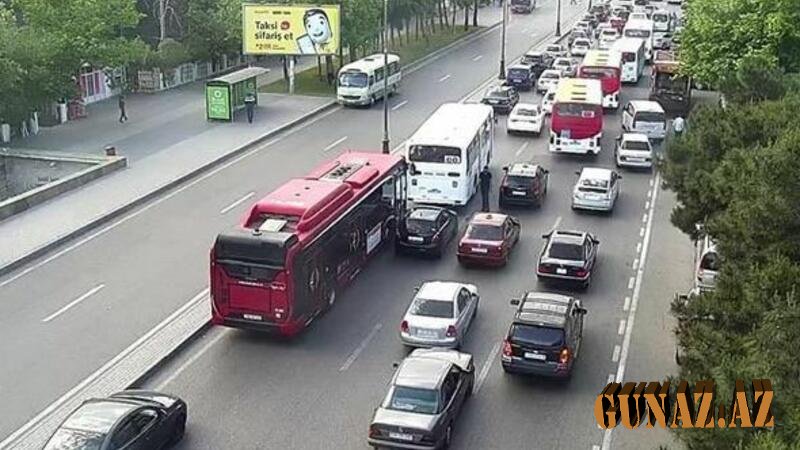 Bu yollarda böyük tıxac yarandı