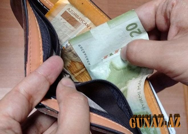Bakıda muzdla çalışan işçilərin maaşı azaldı