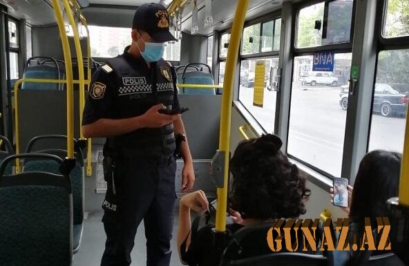 Polis mülki geyimdə avtobusda reyd apardı