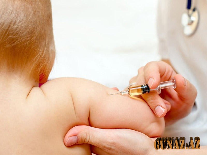 Körpə uşaqlara səhvən koronavirus peyvəndi vurulub