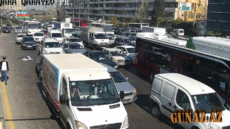 Bu küçələrdə tıxac var- Siyahı