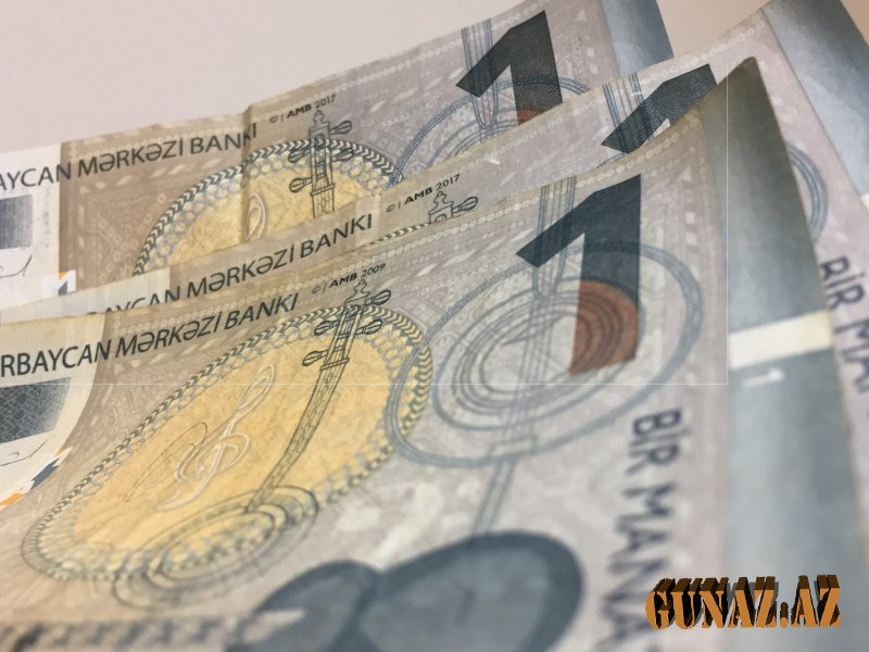 Azərbaycanda bu şəxslərə əlavə 200 manat veriləcək