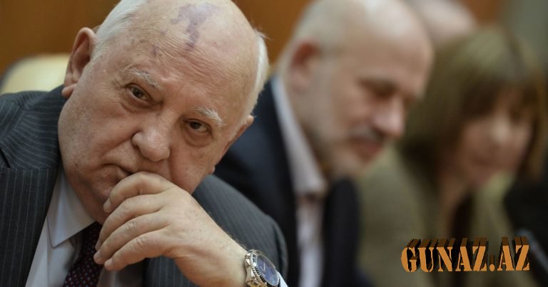 Qorbaçov xəstəxanaya yerləşdirildi
