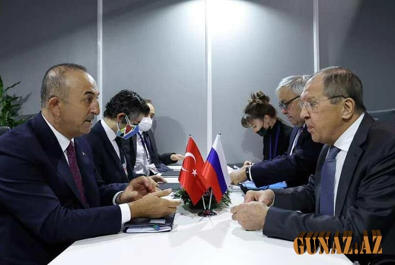 Lavrovla Çavuşoğlunun görüşü başladı