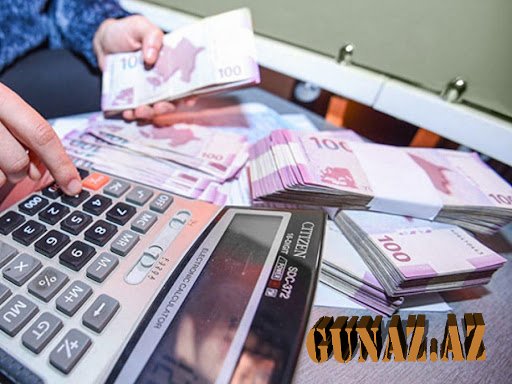 Bakıda orta aylıq əmək haqqı nə qədərdir?