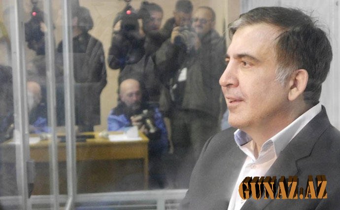 Saakaşvilinin oğlu atası ilə görüşündən danışdı