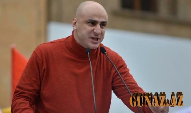 Gürcü müxalifəti Saakaşvili üçün kütləvi aclığa başladı