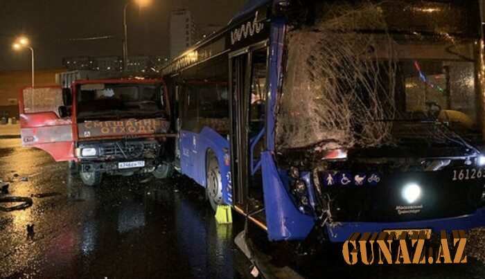 Moskvada ağır qəza: xəsarət alanlar var