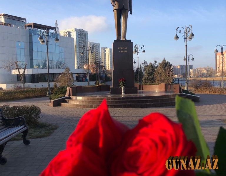 Həştərxanda ulu öndər Heydər Əliyev anılıb- FOTOLAR