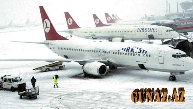İstanbul hava limanının fəaliyyəti dayandırıldı