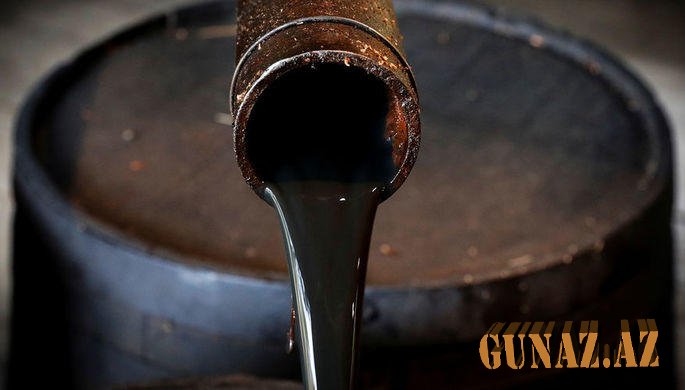 Neft kəskin bahalaşdı: "Brent" 90 dolları keçdi