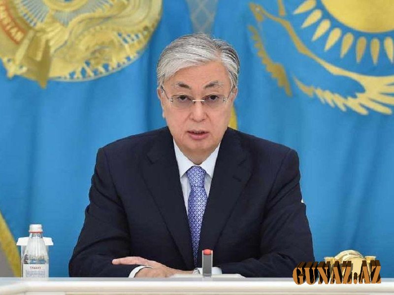 Qazaxıstan prezidenti paytaxtı tərk edir?