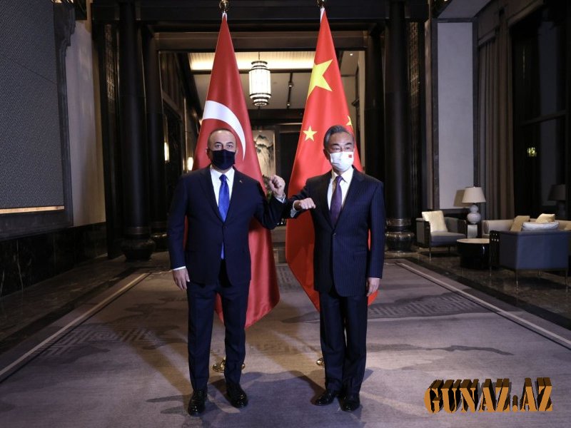 Çavuşoğlu Çinli həmkarı ilə görüşdü