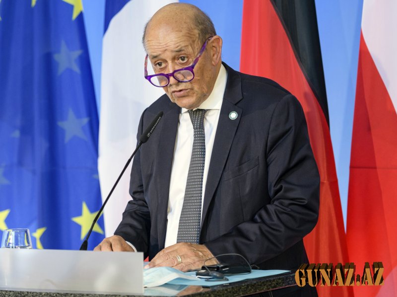 Drian Lavrovla görüşdən imtina etdi