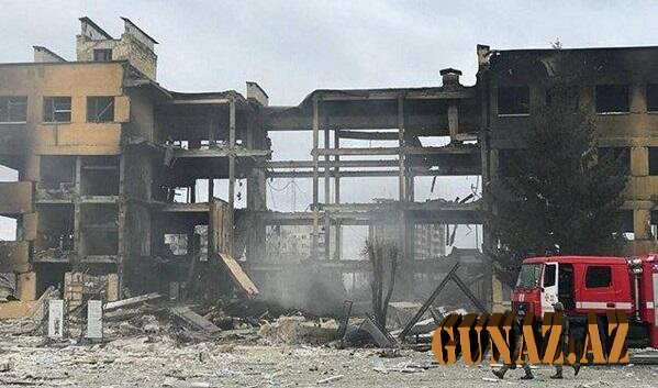 Ruslar hərbi hissəni vurdu- 70 ölü var