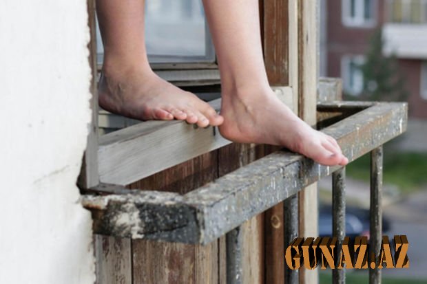 21 yaşlı qadın özünü atdı