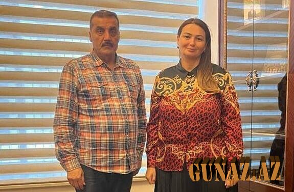 Paşayeva bir qrup ziyalı ilə görüşdü