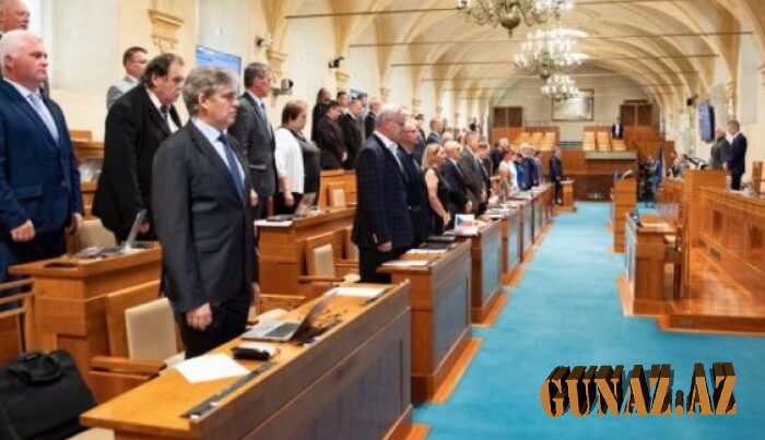 Çexiya senatı Ukraynada törədilənləri soyqırımı kimi TANIDI