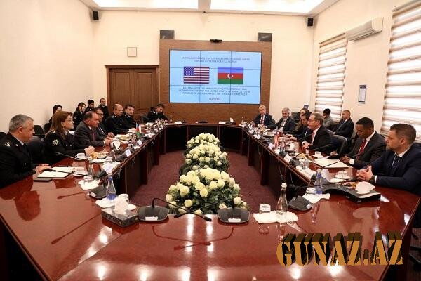 ABŞ səfiri Gömrük Akademiyasında oldu