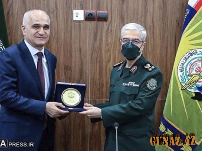 Şahin Mustafayev İranın baş qərərgah rəisi ilə görüşdü