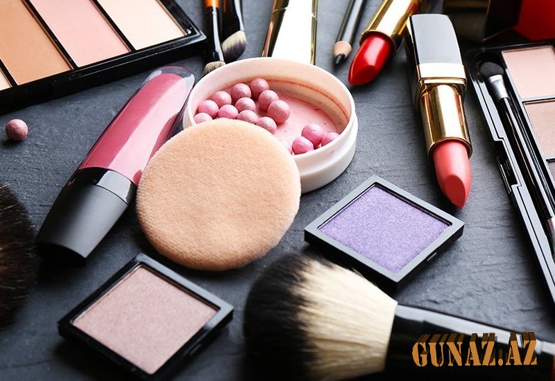 Bu ölkədə kosmetik vasitələrdən istifadə qadağan olunur?