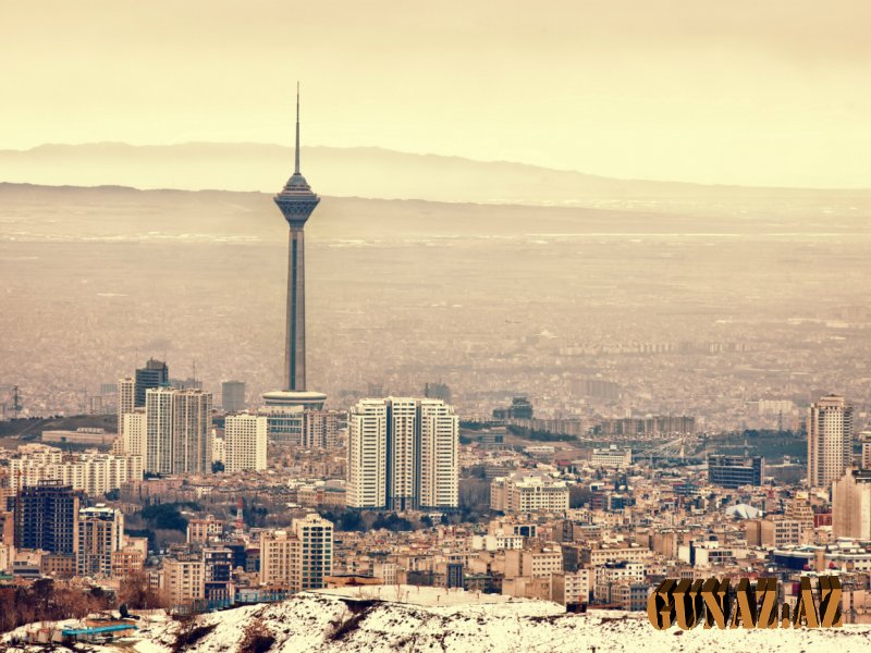 Yüzlərlə rusiyalı Tehranı buna görə tərk edir