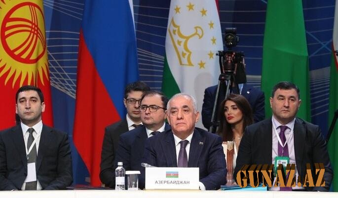 Əli Əsədov Astanada mühüm iclasda iştirak edir