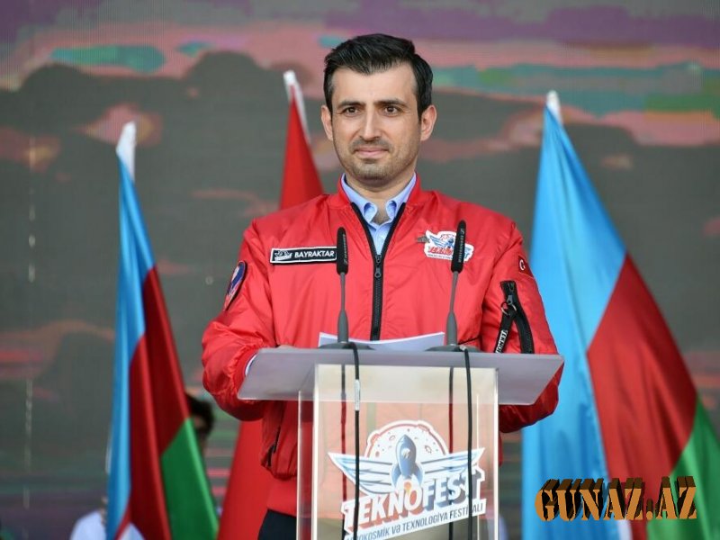 Bayraktar Azərbaycan xalqını təbrik edib