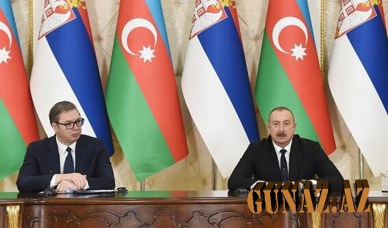 Prezidentlər mətbuata bəyanatlarla çıxış edib