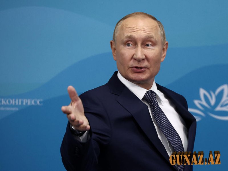 Putin LGBT təbliğatı ilə bağlı sərt qərar verdi