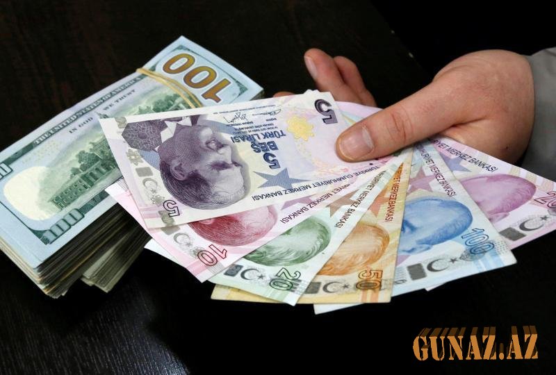 Türkiyədə dollar yenidən bahalaşdı
