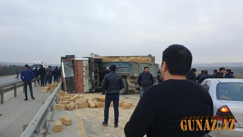 Azərbaycanda daha bir yol qəzası olub