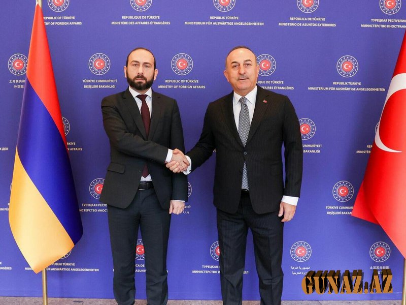 Mirzoyan və Çavuşoğlu arasında nə müzakirə olundu?