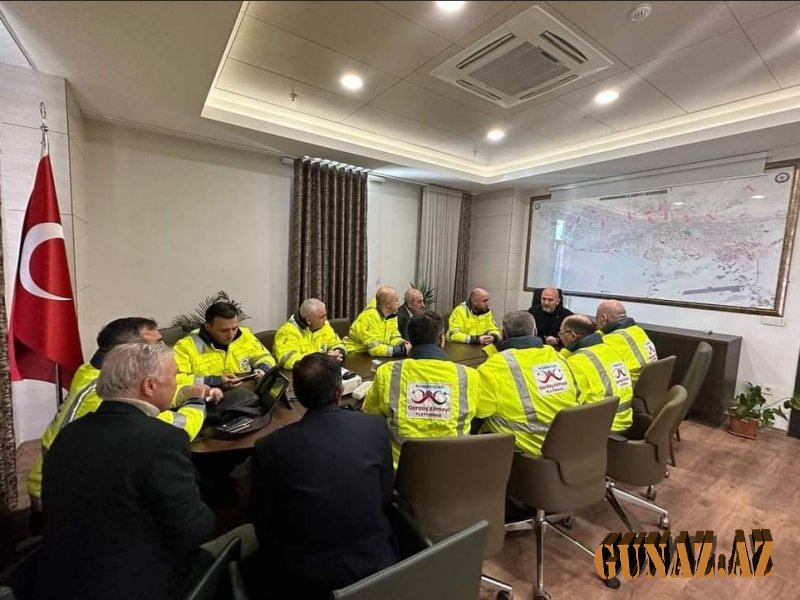 “Qardaş Köməyi” Platformasını təmsil edən heyət Türkiyədəki zəlzələ bölgəsində səfərdədir