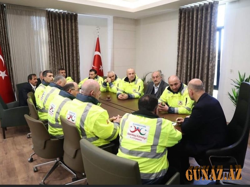 “Qardaş Köməyi” Platformasını təmsil edən heyət Türkiyədəki zəlzələ bölgəsində səfərdədir