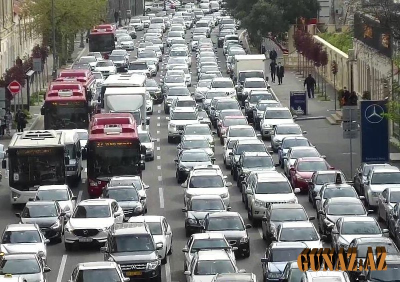 Bu yollarda tıxac var- SİYAHI