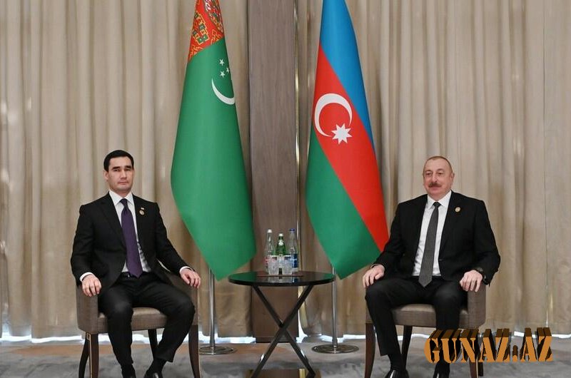Prezident Türkmənistanlı həmkarı ilə görüşüb