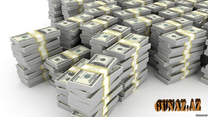 Bakıda evdən 110 min dollar pul oğurlandı