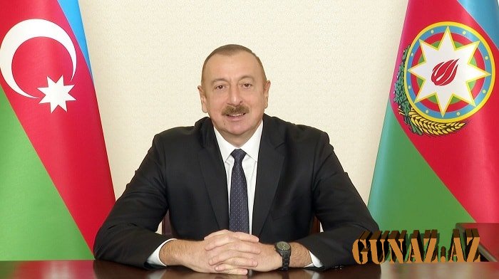 İlham Əliyev Düşənbədə bu abidəni ziyarət etdi