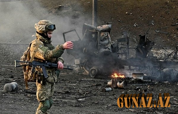 Rusiya qoşunları Donetski atəşə tutub, ölən və yaralanan var