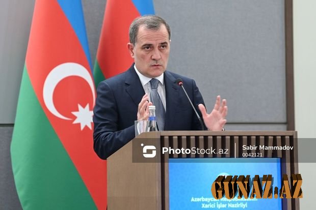 Ceyhun Bayramov fransalı nazirə cavab verdi