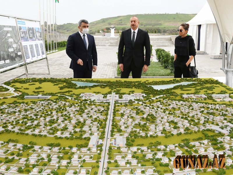 ZƏFƏR İQTİSADİYYATININ MÜDRİK FƏLSƏFƏSİ-FOTOLAR