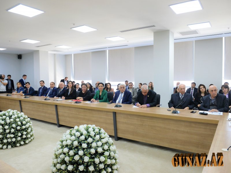 Professor Əjdər İsmayılovun anadan olmasının 85-ci ildönümünə həsr olunan konfrans keçirilib