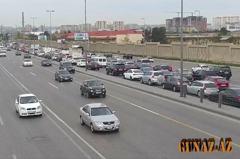 Bakının bu yollarında tıxac var- Siyahı