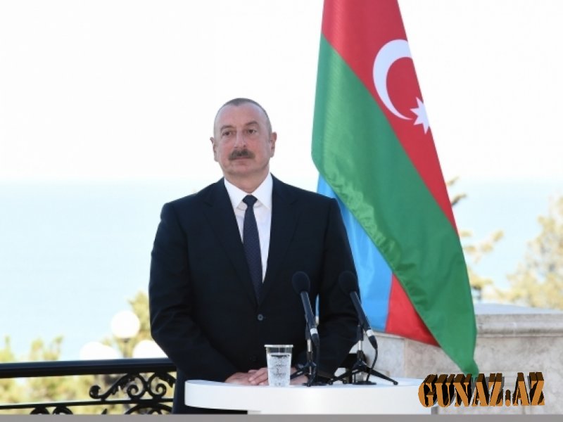 Əliyev nə deyirsə, hamısını edir - Petrosyan