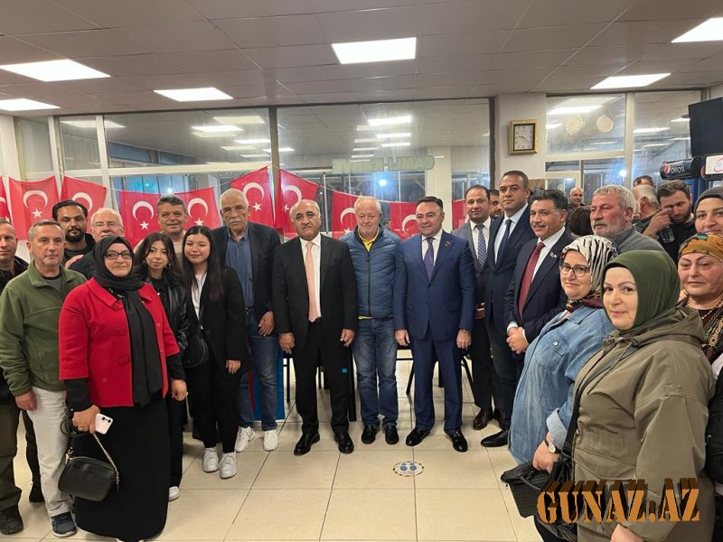 Çanaqqala şəhərində yaşayan türk ölkələrinin vətəndaşları bir arada