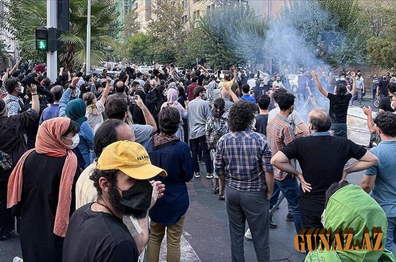 İranda yenidən etiraz aksiyaları başladı