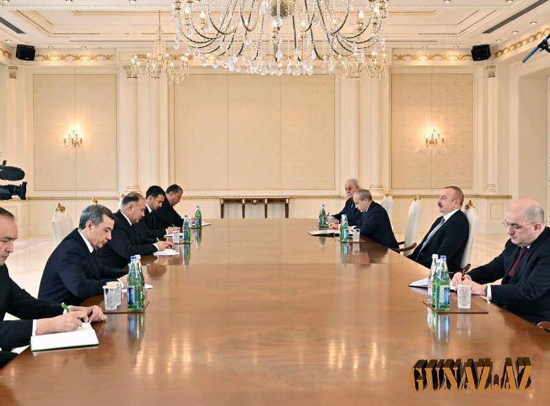İlham Əliyev Qazaxıstanın Baş nazirini qəbul edib