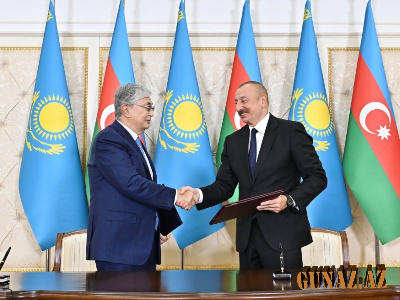 Azərbaycanla Qazaxıstan arasında sənədlər imzalandı