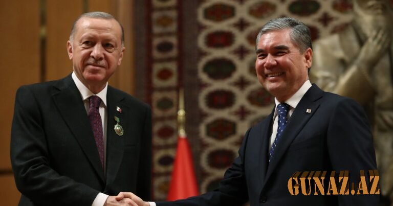 Türkiyə Prezidenti türkmənistanlı həmkarı ilə danışdı